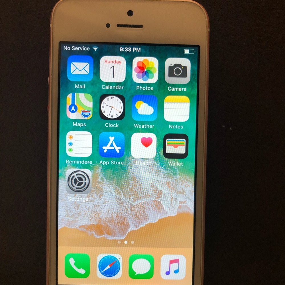 Great  iPhones SE ready to connect